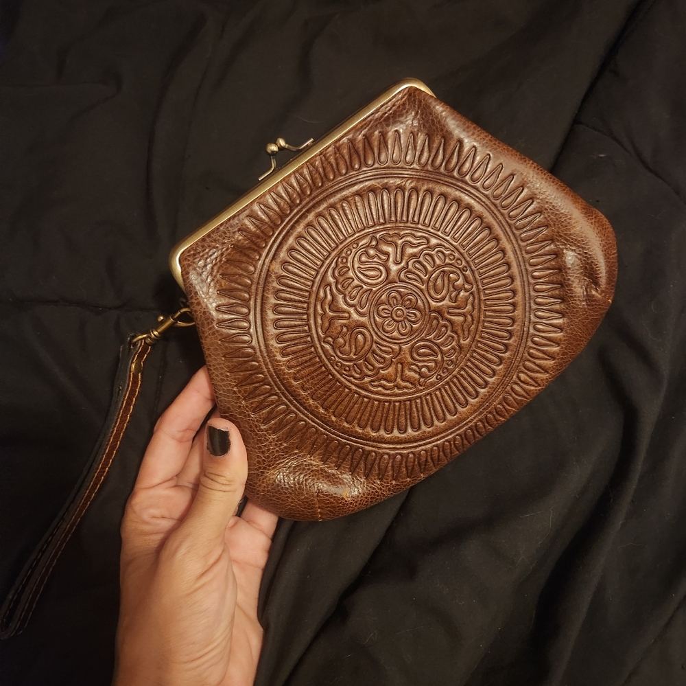 Patricia Nash wristlet